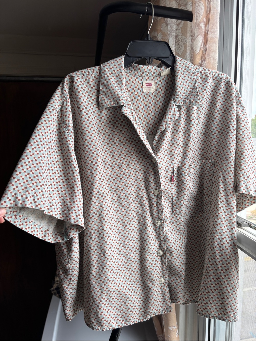 EUC Levi's Aiden Short Sleeve Shirt | Ruffle Square Geo Baked Clay | Women's XXL